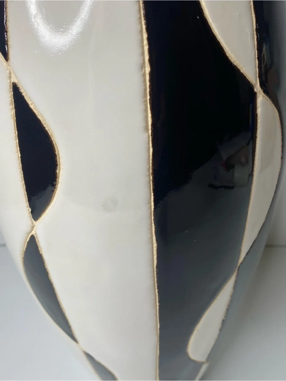 Vintage Mid-century Modern Black and White Ceramic Geometric Vase - Picture 8 of 16